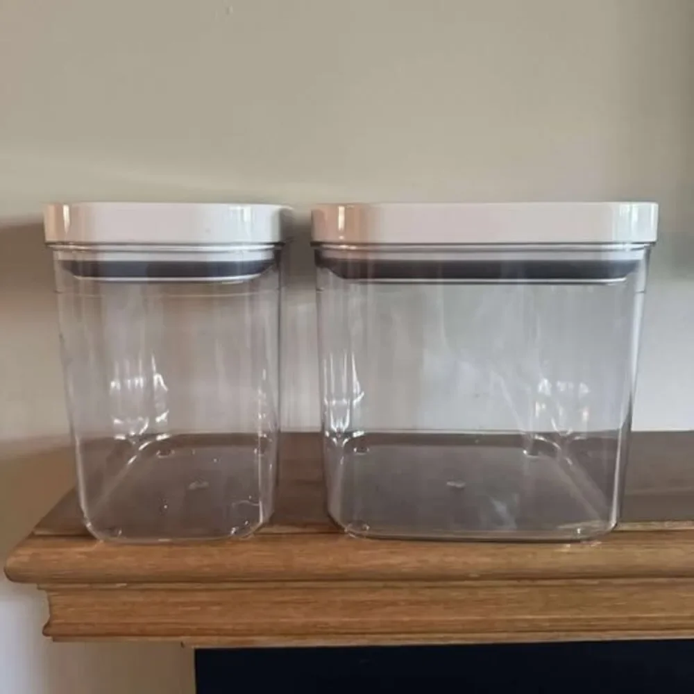 Two Original OXO POP 2.6qt/2.4L & 1.7qt/1.5L Rounded Square Tupperware